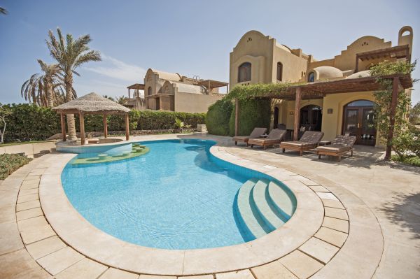 Pool House Installation Service